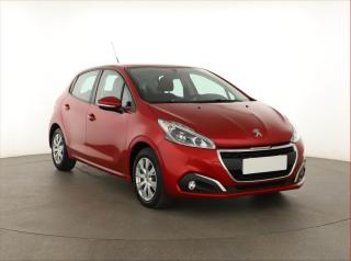 Peugeot 208 1.2 PureTech, Navi, Tempomat
