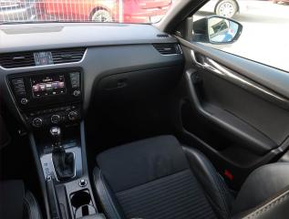 Škoda Octavia (2014) RS 2.0 TDI, Automat - náhled 8