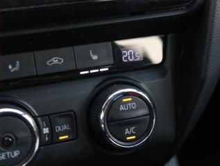 Škoda Octavia (2014) RS 2.0 TDI, Automat - náhled 19