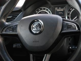 Škoda Octavia (2014) RS 2.0 TDI, Automat - náhled 23