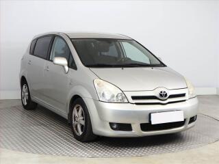 Toyota Corolla Verso 2.0 D-4D, Ta�n�, jezd� v�born�