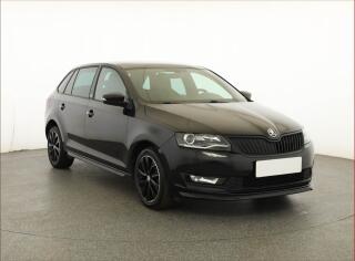 �koda Rapid Spaceback 1.0 TSI, Xenony