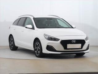 Hyundai i30 1.6 CRDi, Tempomat