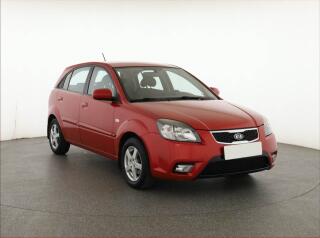 Kia Rio 1.4 16V, �R,1.maj, nov� STK
