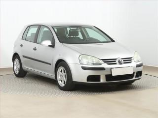 Volkswagen Golf 1.4 16V, po STK, rezervace