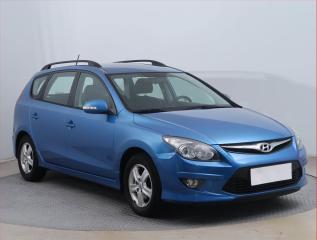 Hyundai i30 Comfort 1.4 CVVT, po STK
