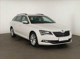 �koda Superb 2.0 TDI, Navi, Bi-Xenony