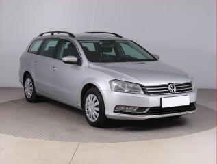 Volkswagen Passat Comfortline 2.0 TDI, Navi