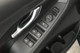 Hyundai i30 (2022) Smart 1.5 T-GDI MHEV, ČR,1.maj - náhled 14