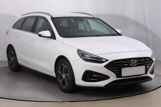 Hyundai i30 1.5 DPI, Serv.kniha, Tempomat