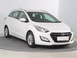 Hyundai i30 1.6 CRDi, �R,1.maj, Serv.kniha