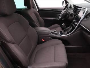 Renault Grand Scénic (2019) 1.3 TCe, Automat, 7 míst, Kůže - náhled 9