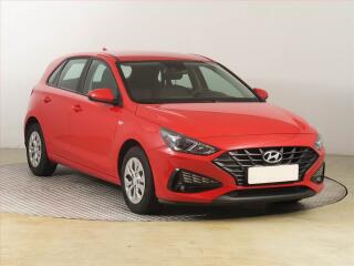Hyundai i30 1.5 DPI, �R,1.maj, Serv.kniha