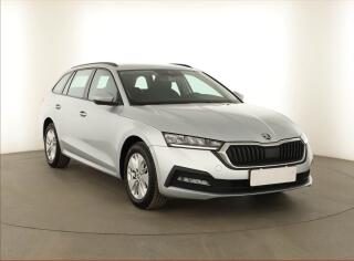 �koda Octavia Ambition 2.0 TDI, �R,1.maj