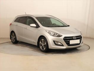 Hyundai i30 1.6 CRDi, Serv.kniha, Tempomat