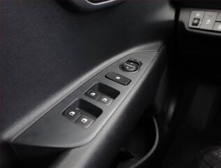 Ford Fiesta (2010) 1.4, LPG, nová STK - náhled 12