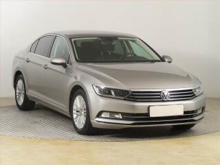 Volkswagen Passat 2.0 TDI, Tempomat