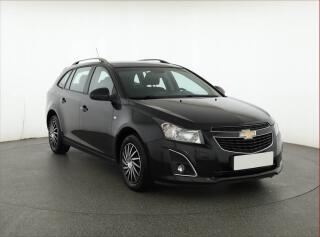 Chevrolet Cruze 1.6 i 16V, �R,1.maj