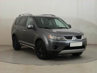 Mitsubishi Outlander 2.4 MIVEC, 4X4, 7mst