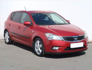 Kia Ceed 1.4 CVVT, �R,1.maj, Serv.kniha
