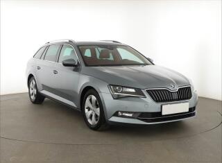 �koda Superb 1.6 TDI, Automat, K��e, Navi