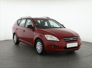 Kia Ceed 1.4 CVVT, Serv.kniha, po STK