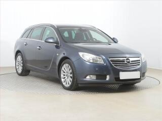 Opel Insignia 2.0 CDTI, obl�ben� v�z, Navi