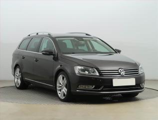 Volkswagen Passat 2.0 TDI, Serv.kniha, Xenony