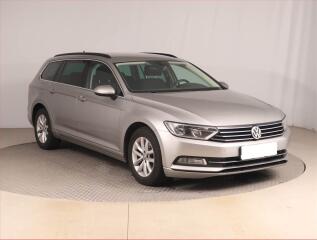 Volkswagen Passat 2.0 TDI, Automat, Navi