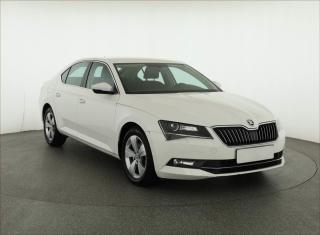 koda Superb 2.0 TDI, Bi-Xenony, Tempomat
