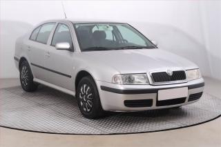 koda Octavia 1.6, po STK, oblben vz