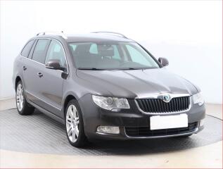 �koda Superb 2.0 TDI, Xenony, Tempomat