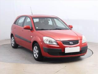 Kia Rio 1.4 16V, po STK, servisovan