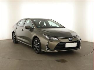 Toyota Corolla 1.8 Hybrid, Automat, �R,1.maj