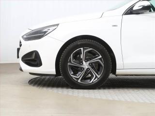 Hyundai i30 (2021) 1.5 T-GDI MHEV, Automat - náhled 15