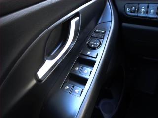 Hyundai i30 (2021) 1.5 T-GDI MHEV, Automat - náhled 17
