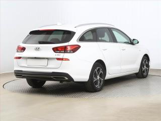Hyundai i30 (2021) 1.5 T-GDI MHEV, Automat - náhled 5