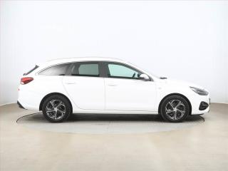 Hyundai i30 (2021) 1.5 T-GDI MHEV, Automat - náhled 6