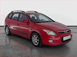 Hyundai i30 Comfort 1.6 CRDi, nov� STK
