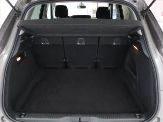 Peugeot 2008 (2021) Active Pack 1.2 PureTech, ČR - náhled 13