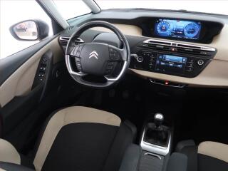 Peugeot 2008 (2021) Active Pack 1.2 PureTech, ČR - náhled 7