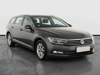 Volkswagen Passat 1.6 TDI, Navi, Tempomat