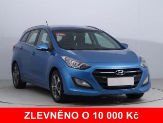 Hyundai i30 1.6 MPI, �R,1.maj, Serv.kniha