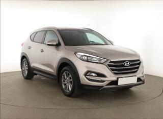 Hyundai Tucson Trikolor 1.7 CRDi, Serv.kniha