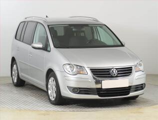 Volkswagen Touran 1.9 TDI, 7�m�st, Serv.kniha