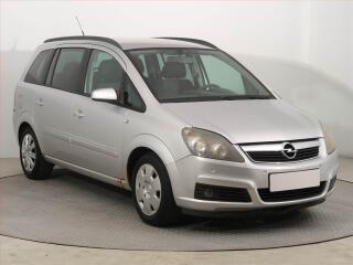 Opel Zafira 1.9 CDTI, 7�m�st, nov� STK