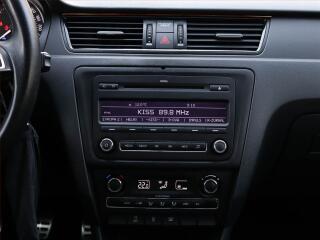 Škoda Rapid (2013) Ambition 1.2 TSI - náhled 10