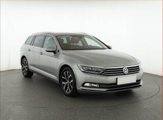 Volkswagen Passat Highline 2.0 TDI, Automat