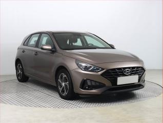 Hyundai i30 1.5 DPI, Serv.kniha, Tempomat