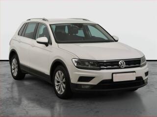 Volkswagen Tiguan Highline 2.0 TDI, �R,1.maj